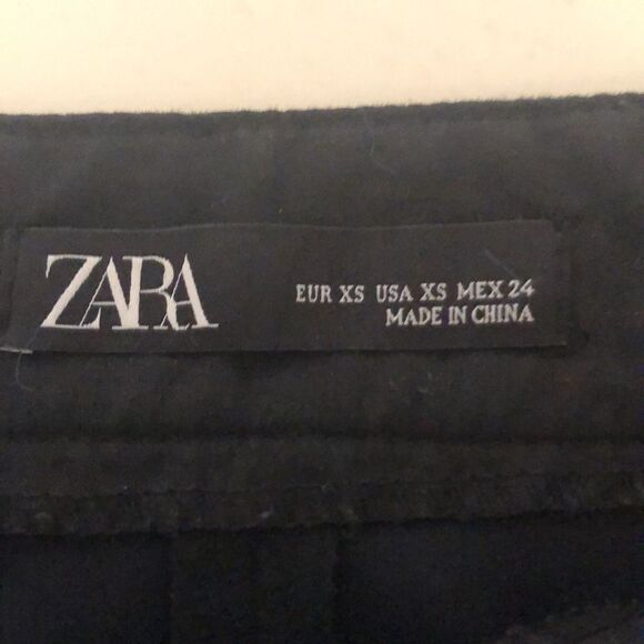 Zara Black with Brown Trim Suede Mini Skirt - Size XS - Picture 2 of 7